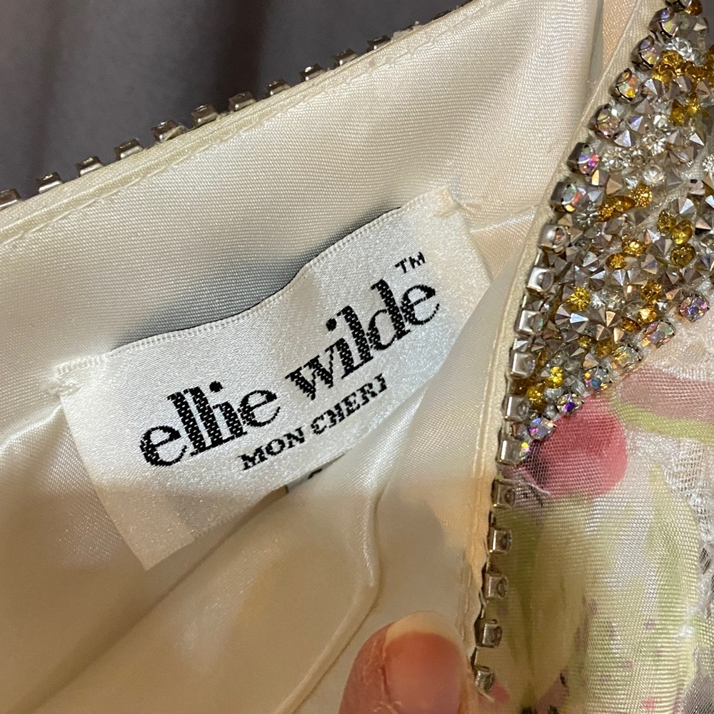 Ellie Wilde Floral Chiffon Skirt - Picture 3 of 4